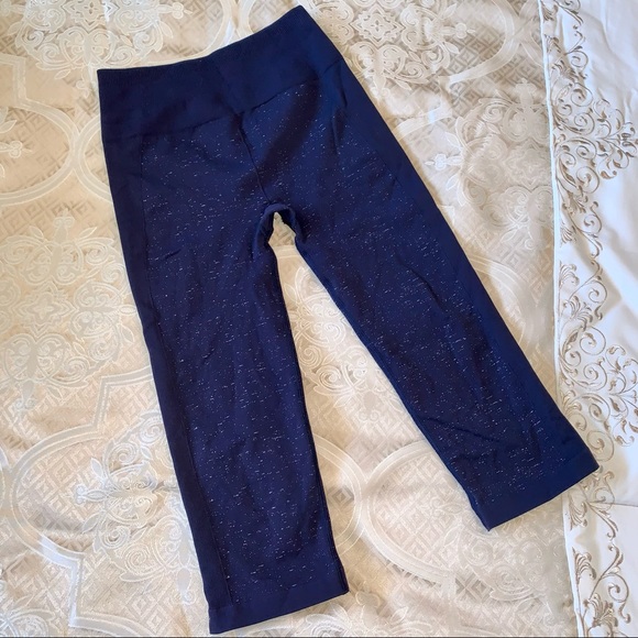 Lululemon Cropped Leggings - Picture 1 of 3